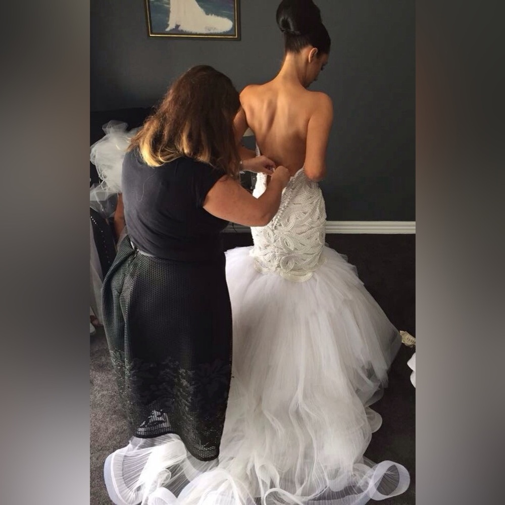 Source Unknown White Strapless Wedding Dress - image 4